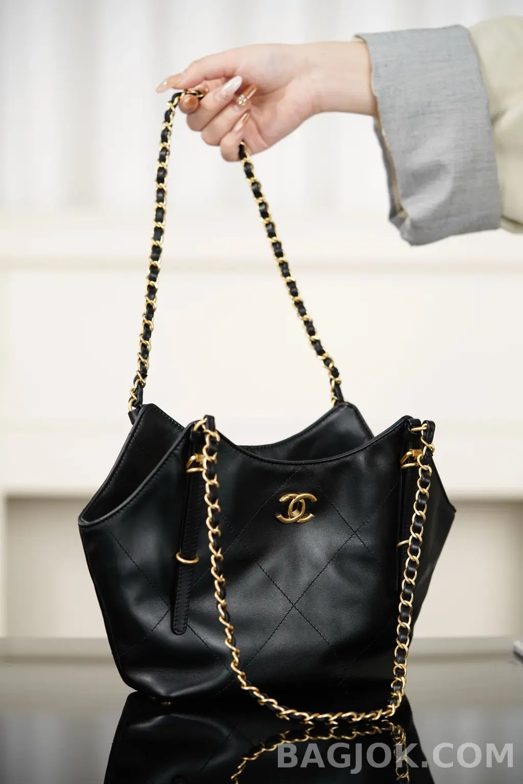 샤넬 CHANEL 25S 맥시 쇼퍼백 미니 상세 이미지