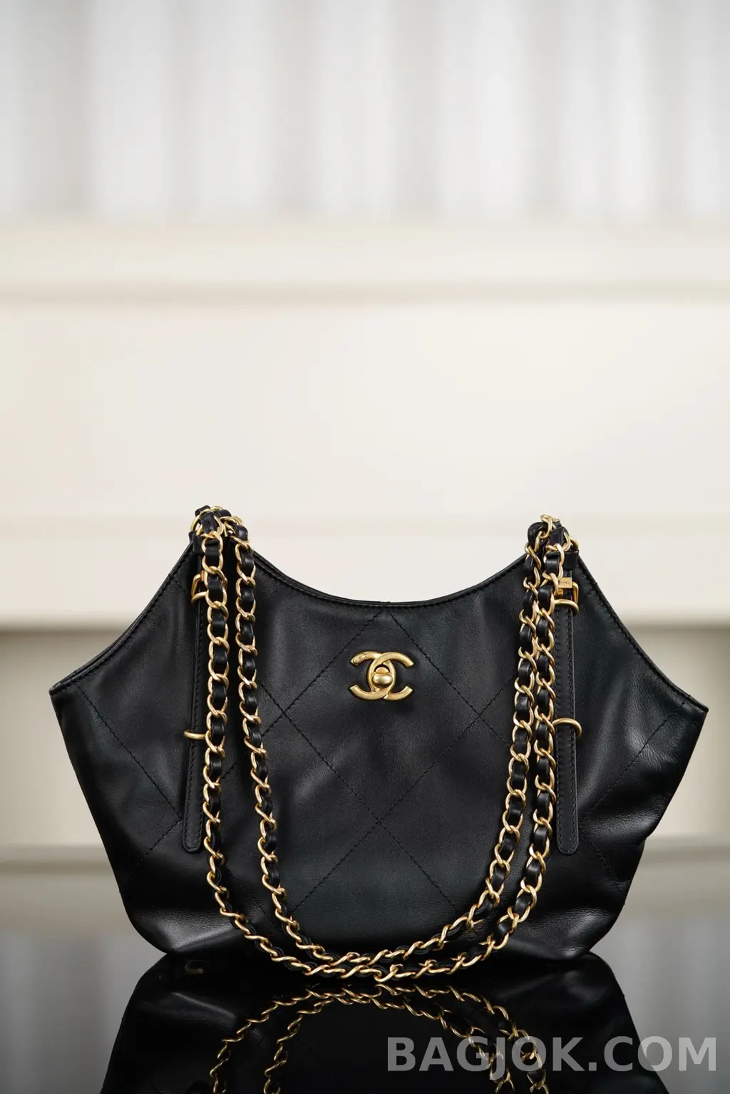 샤넬 CHANEL 25S 맥시 쇼퍼백 미니 상세 이미지