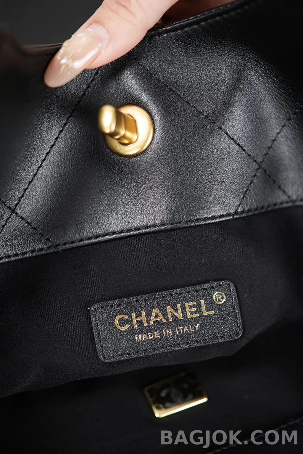 샤넬 CHANEL 25S 맥시 쇼퍼백 미니 상세 이미지