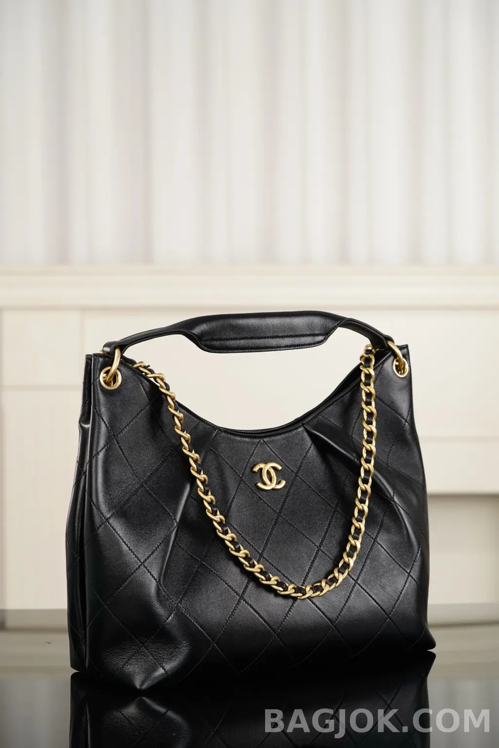 샤넬 CHANEL 26C 맥시 호보 숄더백 상세 이미지