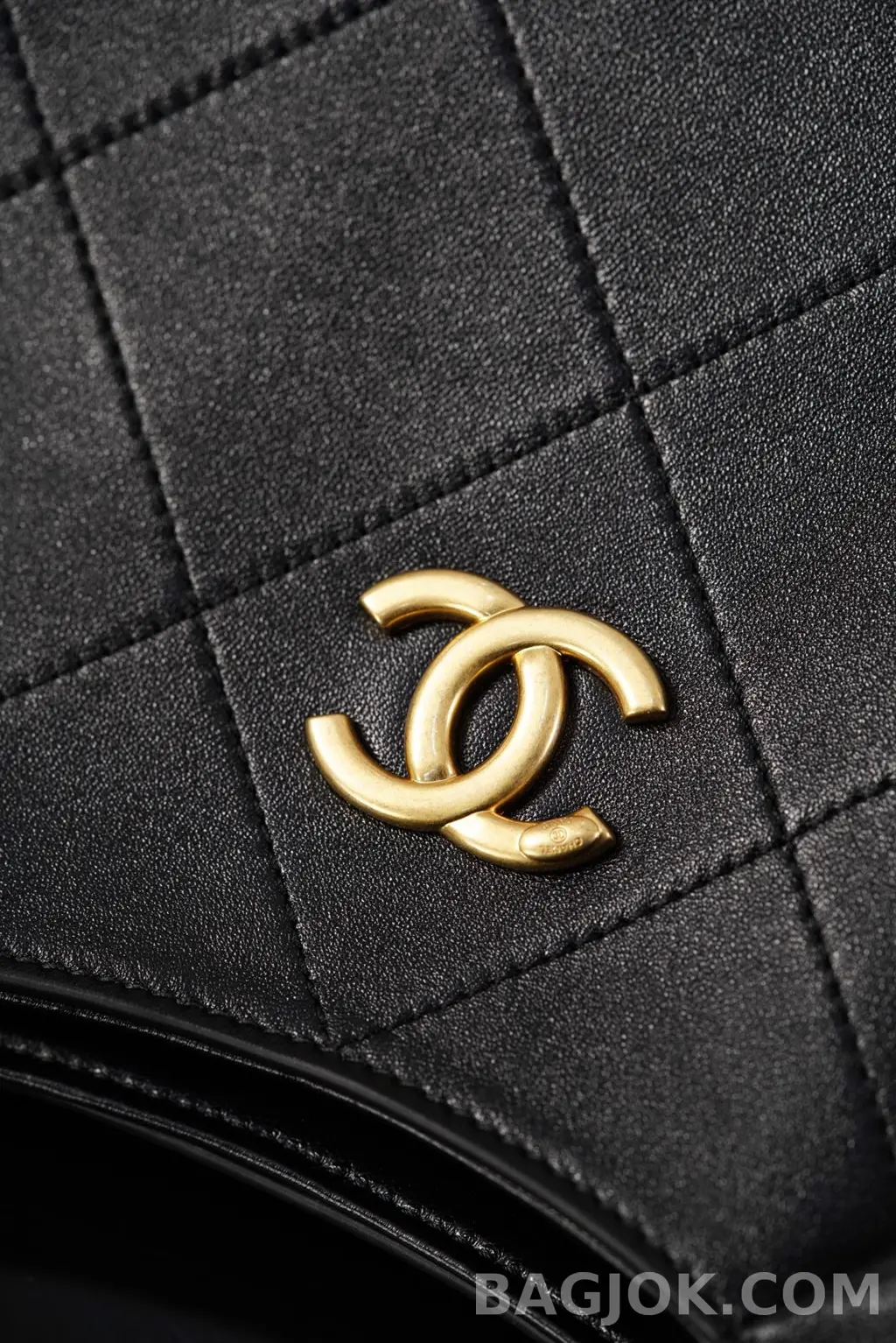 샤넬 CHANEL 26C 맥시 호보 숄더백 상세 이미지