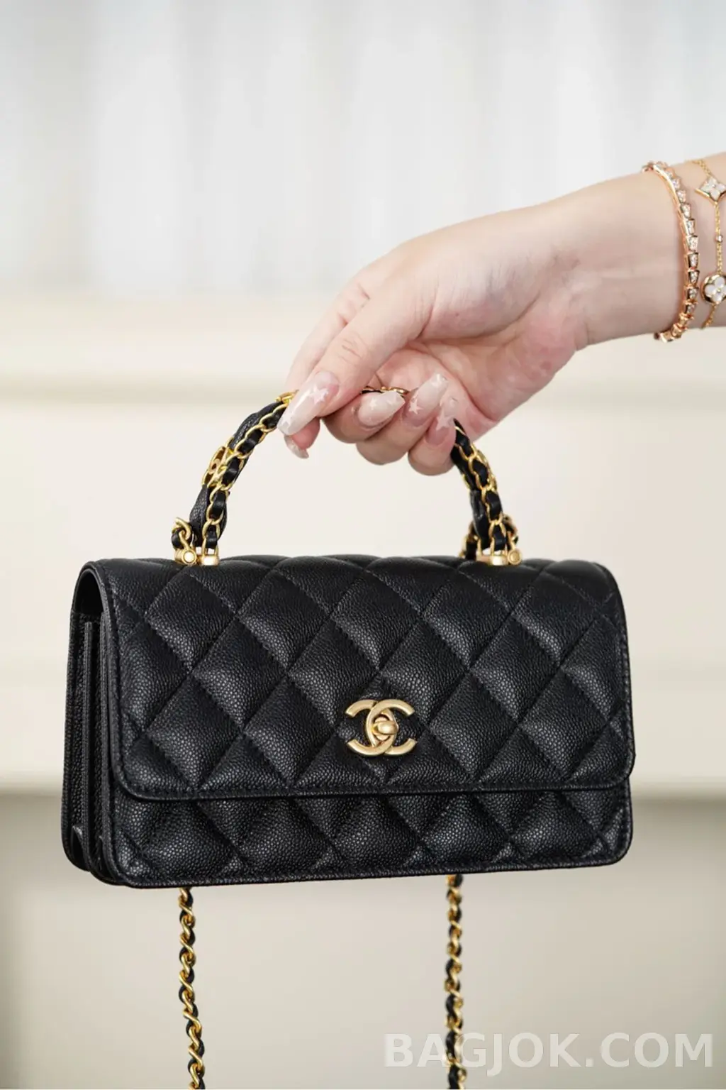 샤넬 CHANEL 25B 클래식 탑핸들 체인백 상세 이미지