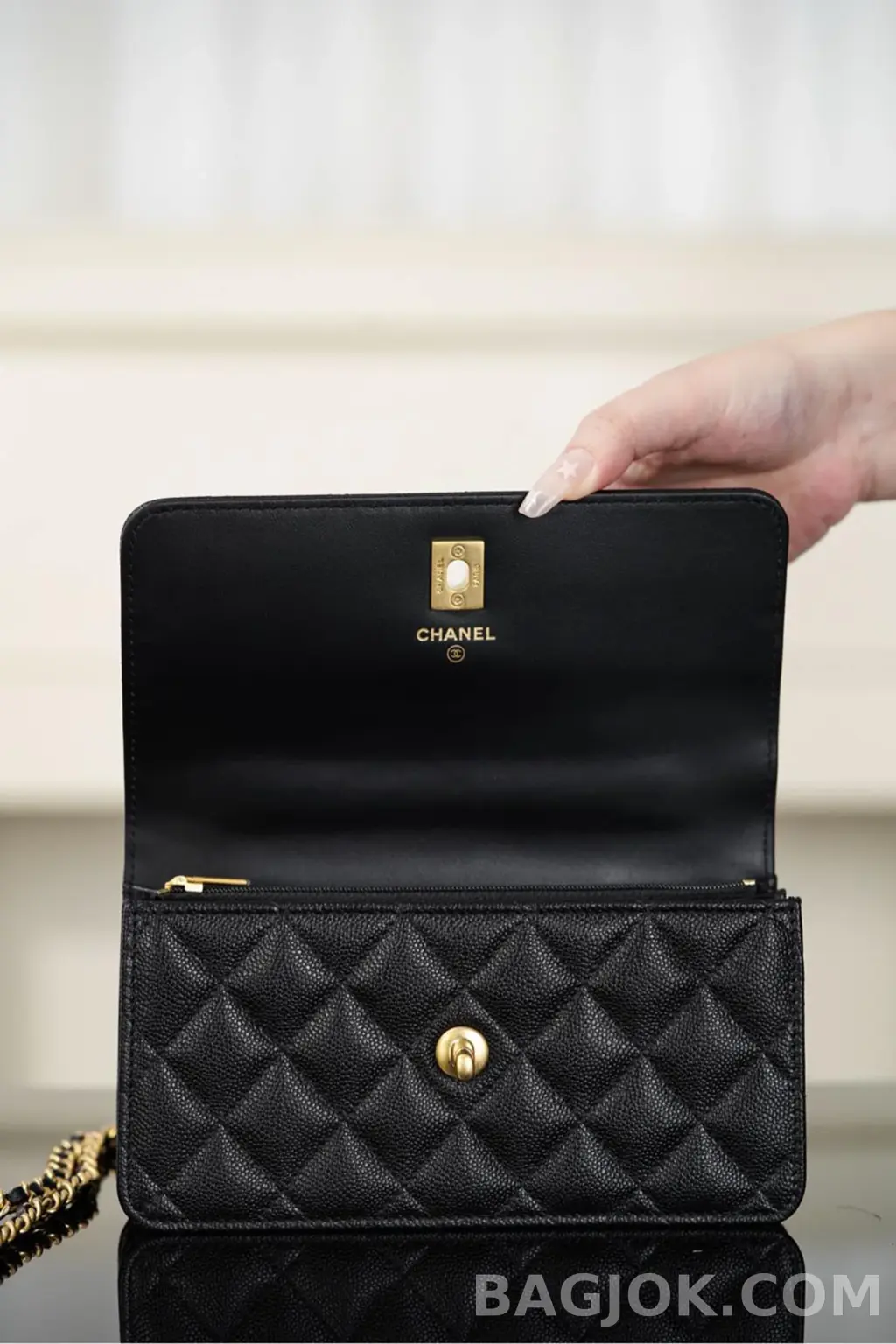 샤넬 CHANEL 25B 클래식 탑핸들 체인백 상세 이미지