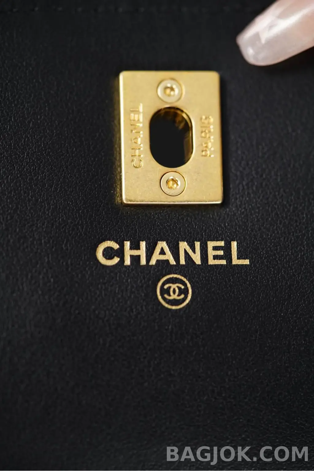 샤넬 CHANEL 25B 클래식 탑핸들 체인백 상세 이미지