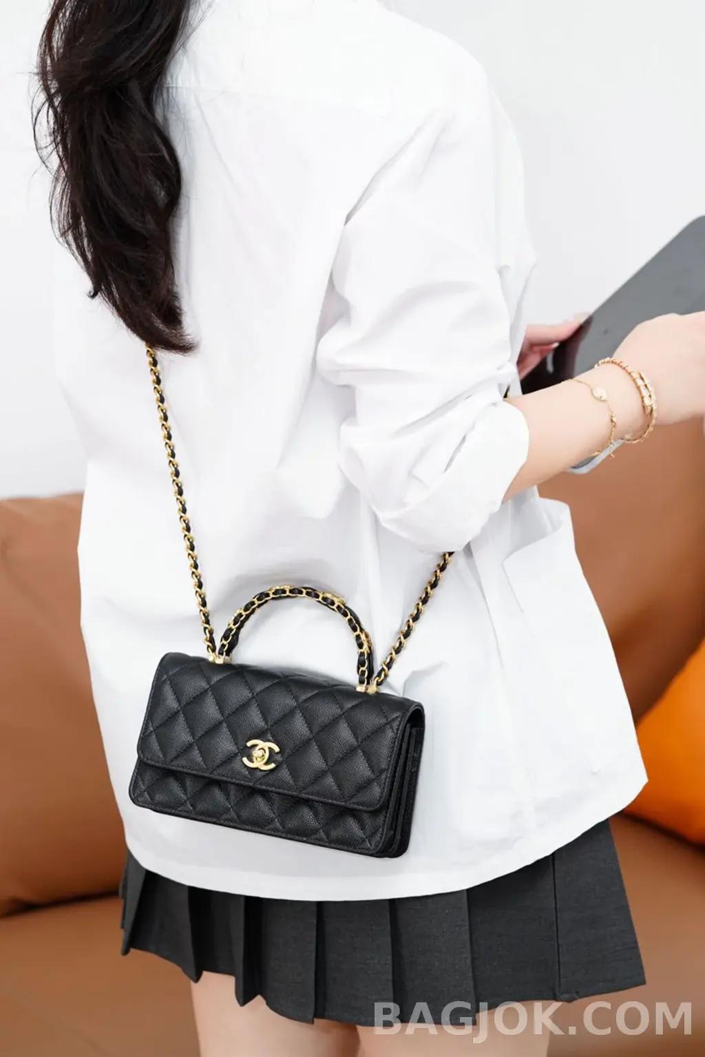 샤넬 CHANEL 25B 클래식 탑핸들 체인백 상세 이미지