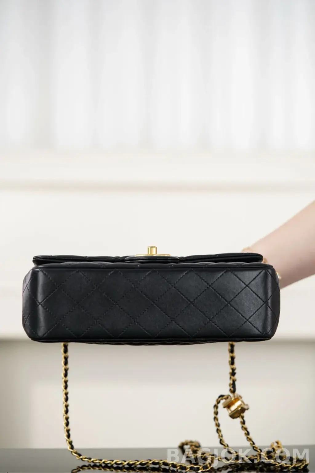 샤넬 CHANEL 25FW 플랩백 라지 상세 이미지