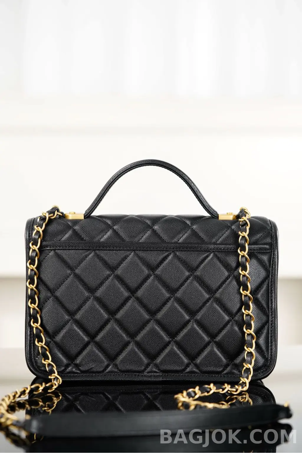 샤넬 CHANEL 25FW 탑핸들 플랩백 체인 클로버 상세 이미지