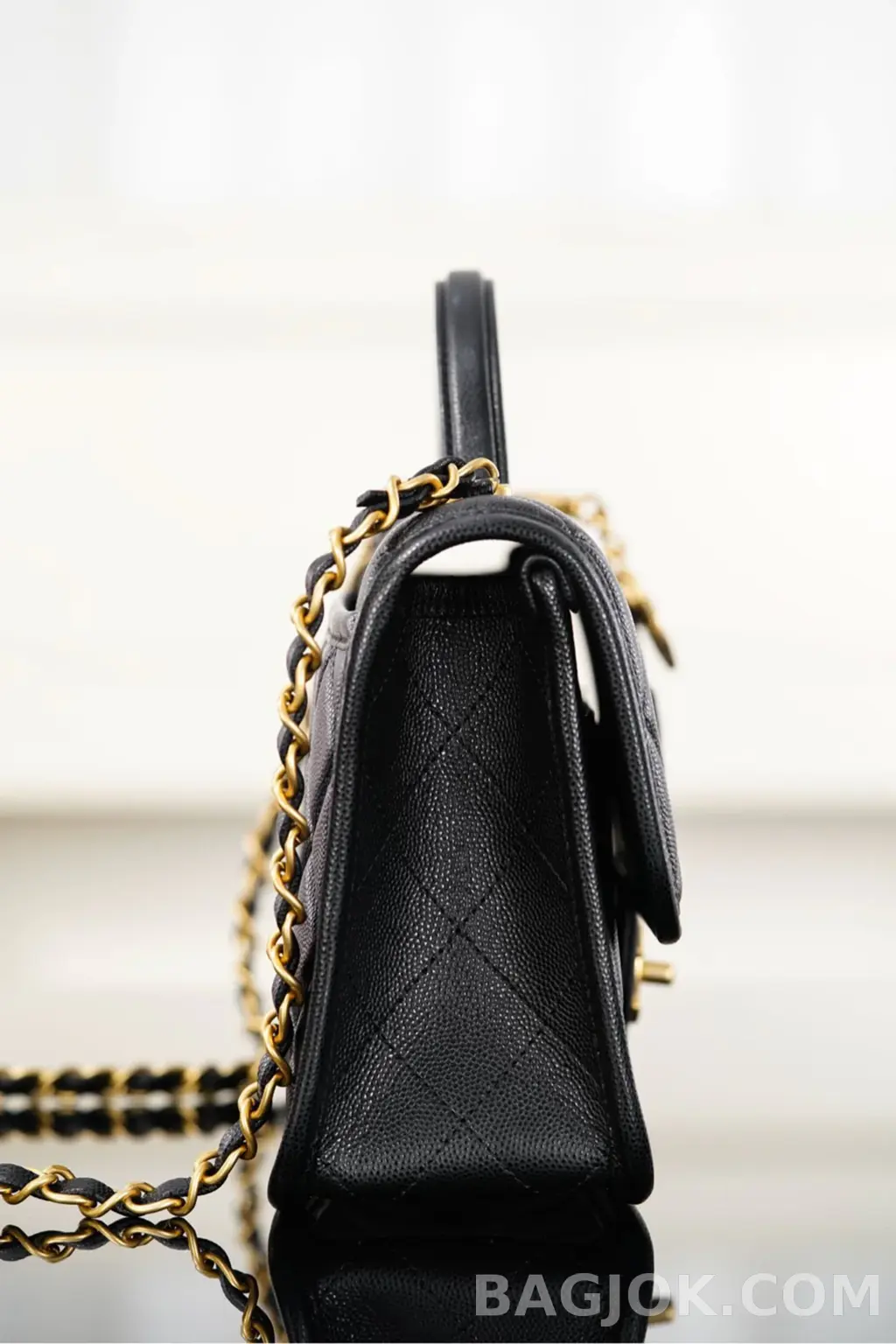 샤넬 CHANEL 25FW 탑핸들 플랩백 체인 클로버 상세 이미지