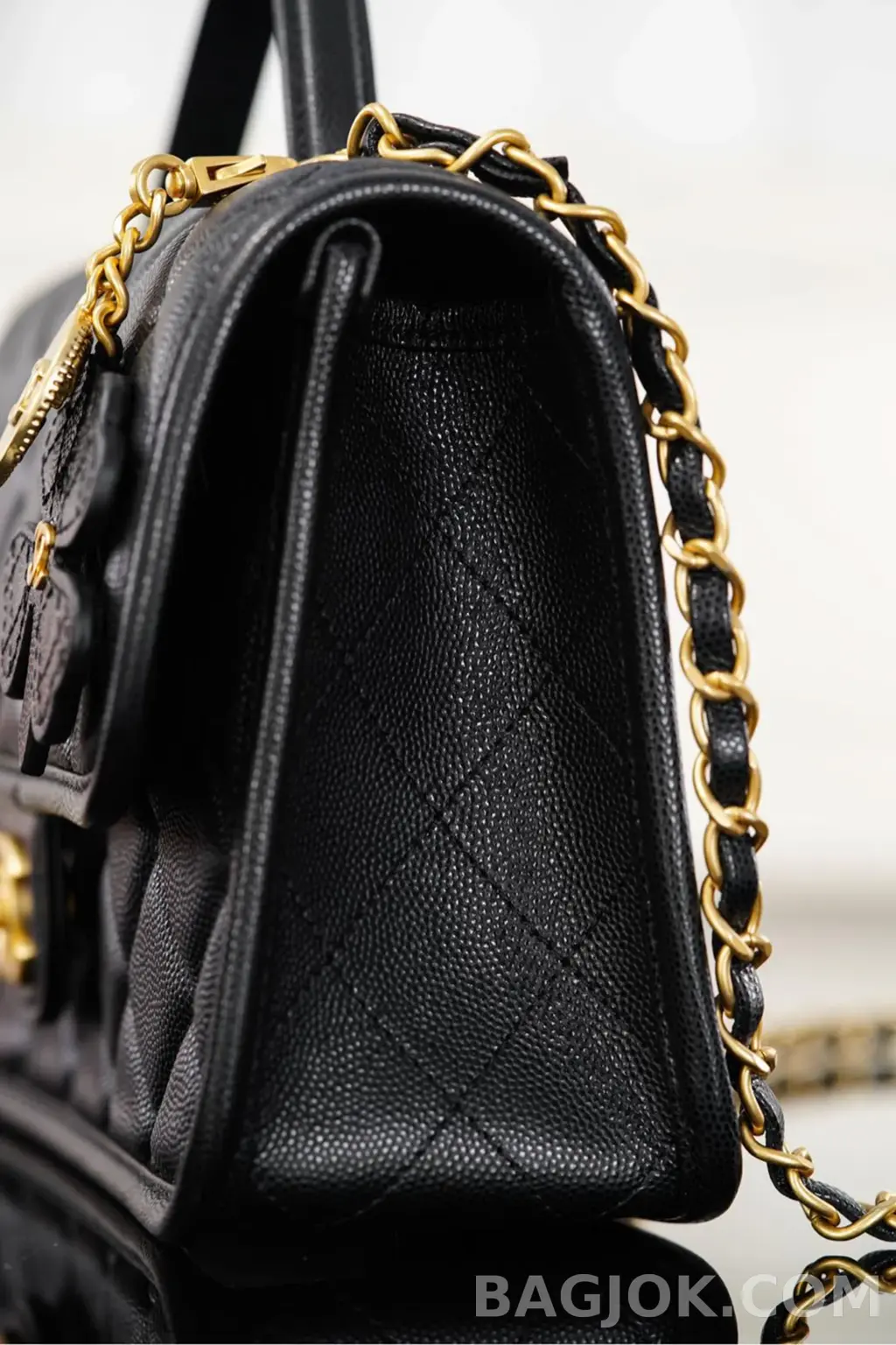 샤넬 CHANEL 25FW 탑핸들 플랩백 체인 클로버 상세 이미지