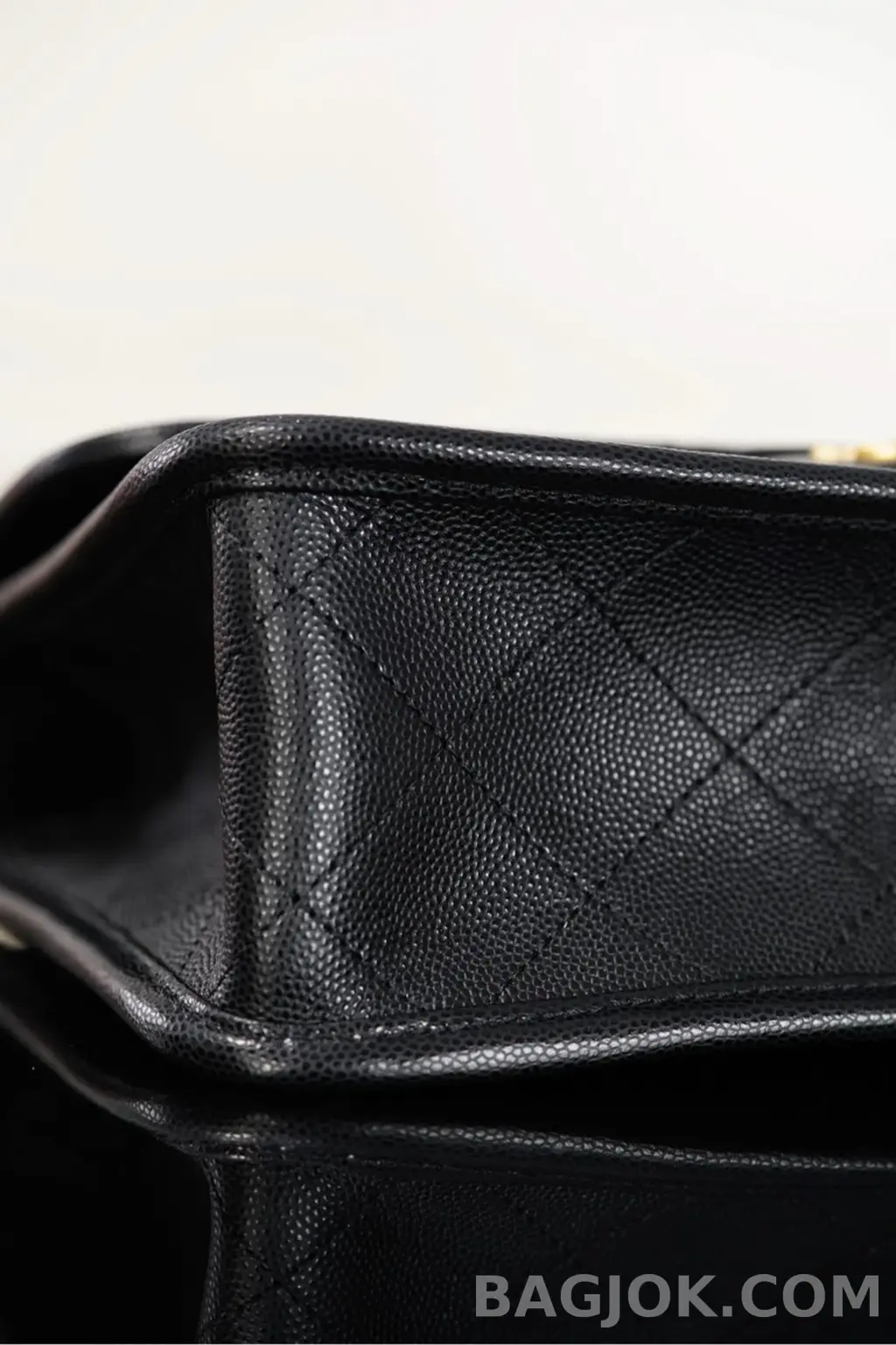 샤넬 CHANEL 25FW 탑핸들 플랩백 체인 클로버 상세 이미지