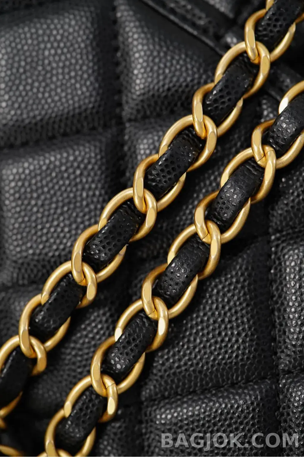 샤넬 CHANEL 25FW 탑핸들 플랩백 체인 클로버 상세 이미지