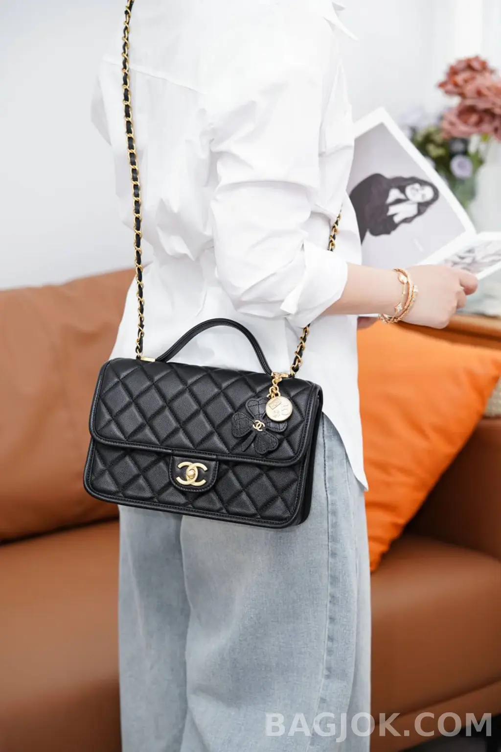 샤넬 CHANEL 25FW 탑핸들 플랩백 체인 클로버 상세 이미지