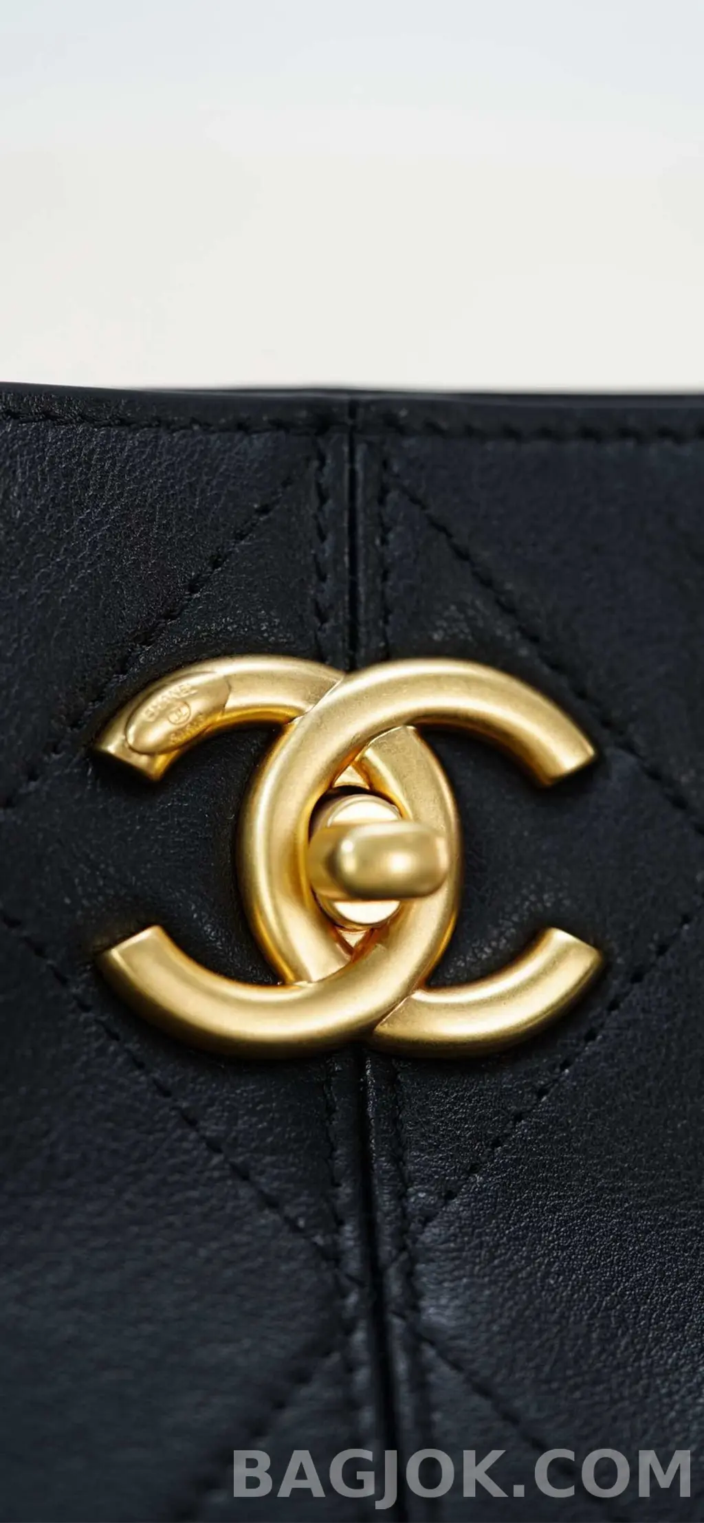 샤넬 CHANEL 25A 레더 쇼핑백 스몰 상세 이미지