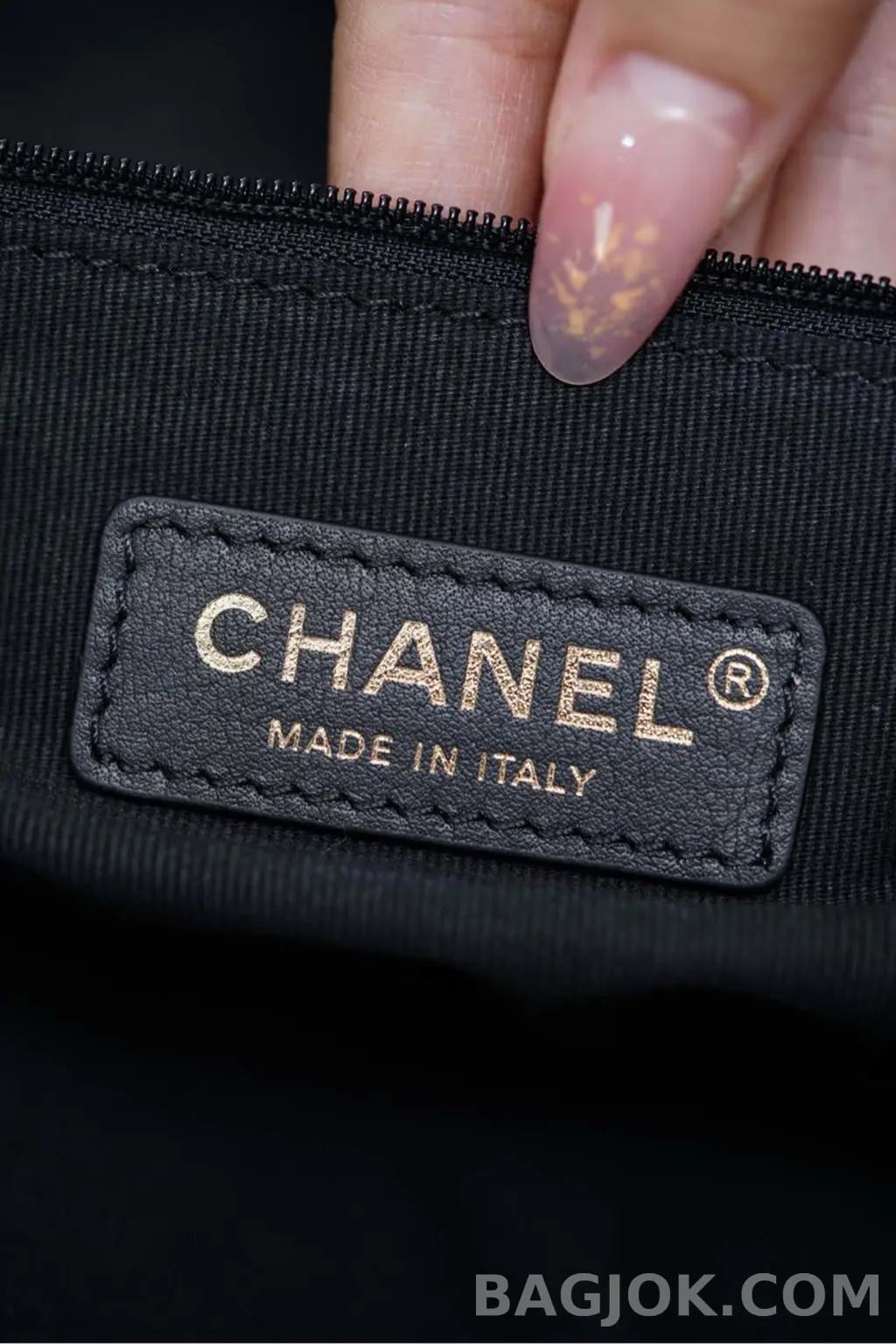 샤넬 CHANEL 25A 레더 쇼핑백 스몰 상세 이미지