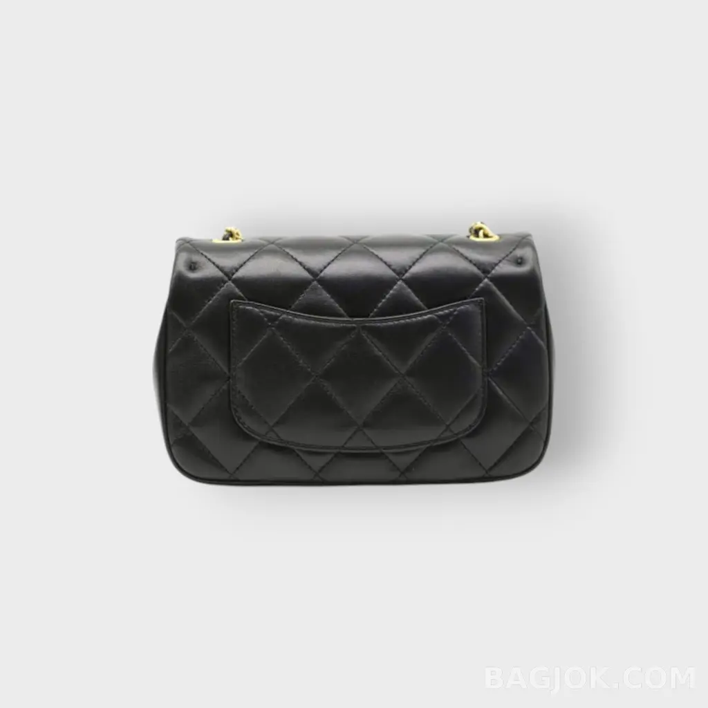 샤넬 CHANEL 23P 하트 참 체인 플랩백  상세 이미지