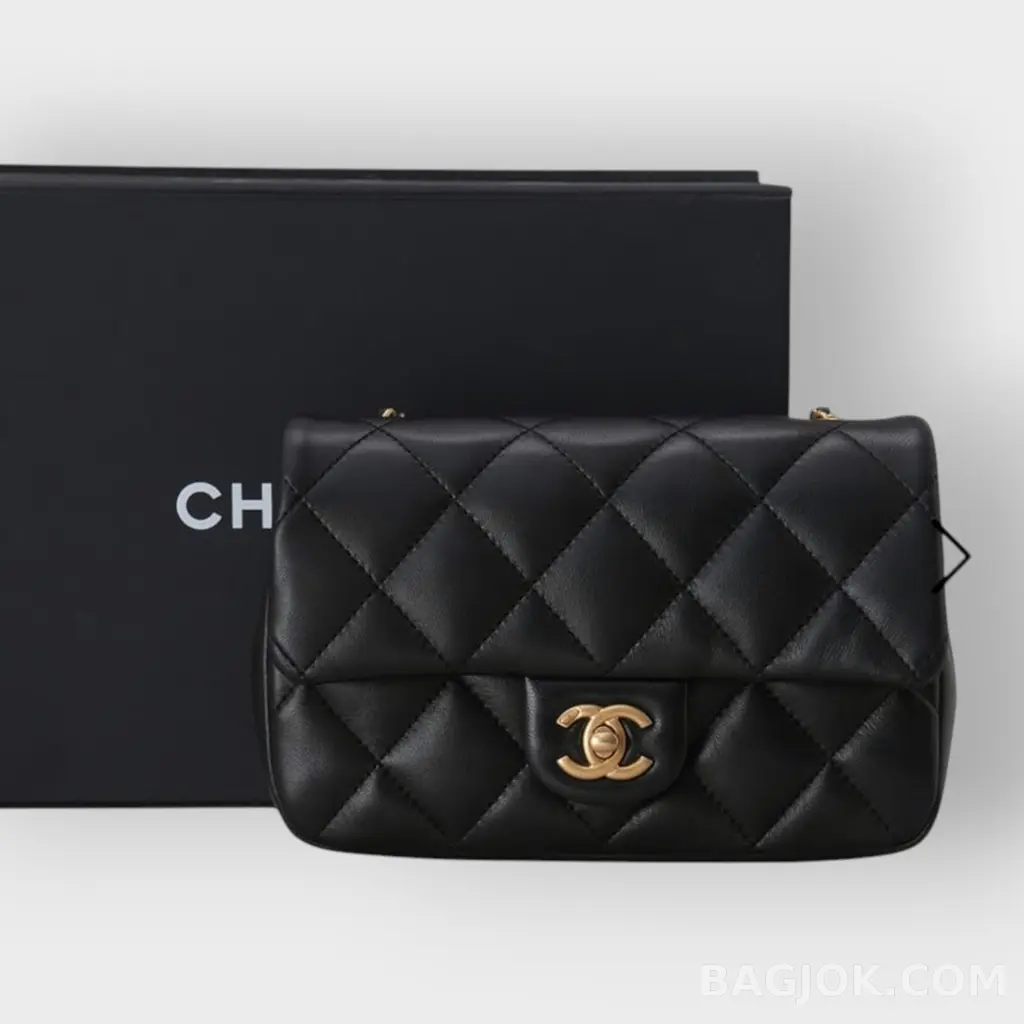 샤넬 CHANEL 23P 하트 참 체인 플랩백  상세 이미지