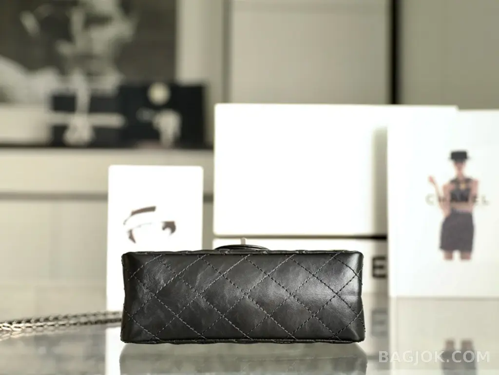 샤넬 CHANEL 2.55 리이슈 미니 상세 이미지