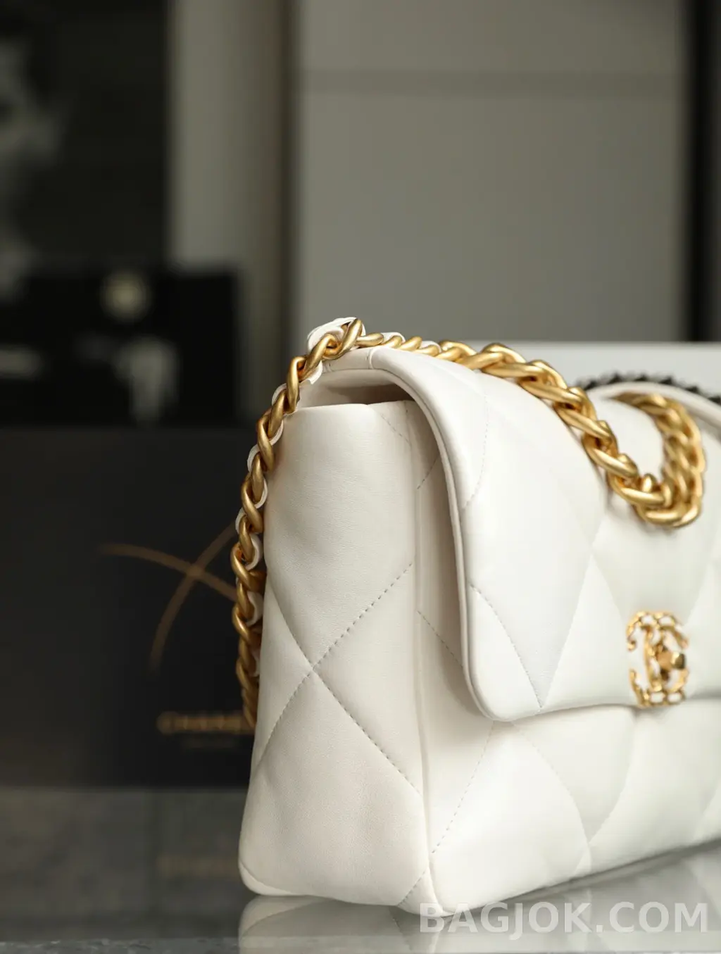 샤넬 CHANEL 19 백 라지 상세 이미지