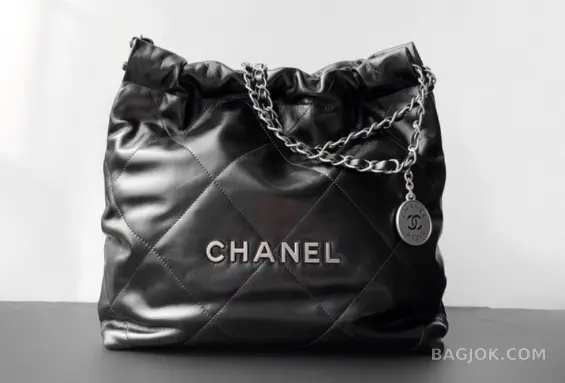 샤넬 Chanel 22백 캐비어 미디움 상세 이미지