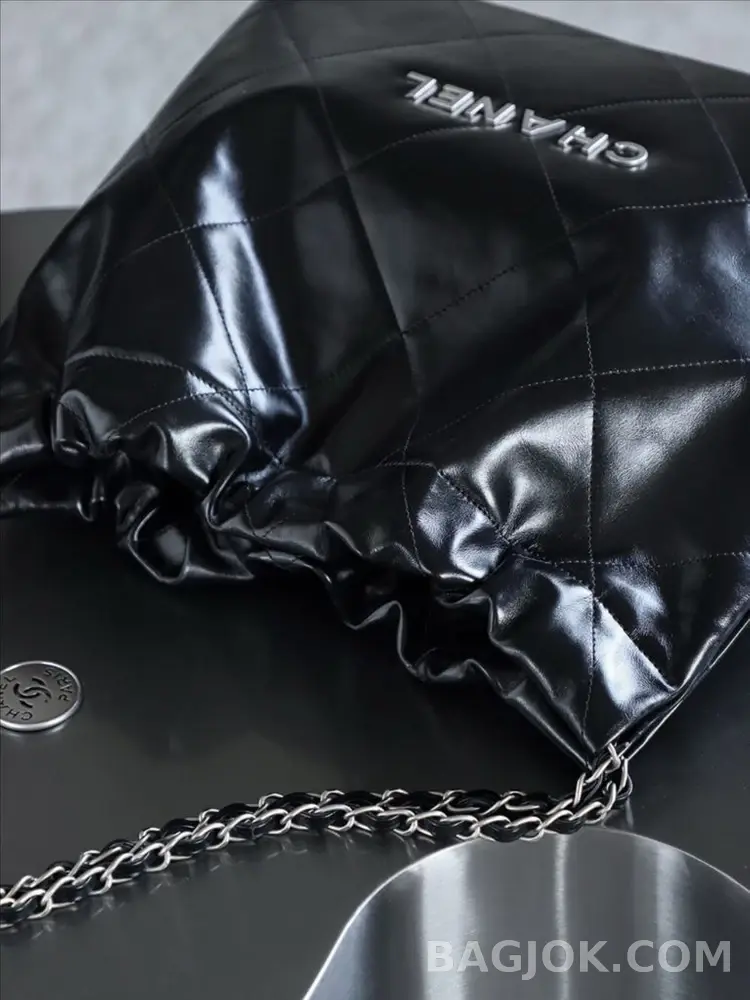 샤넬 Chanel 22백 캐비어 미디움 상세 이미지