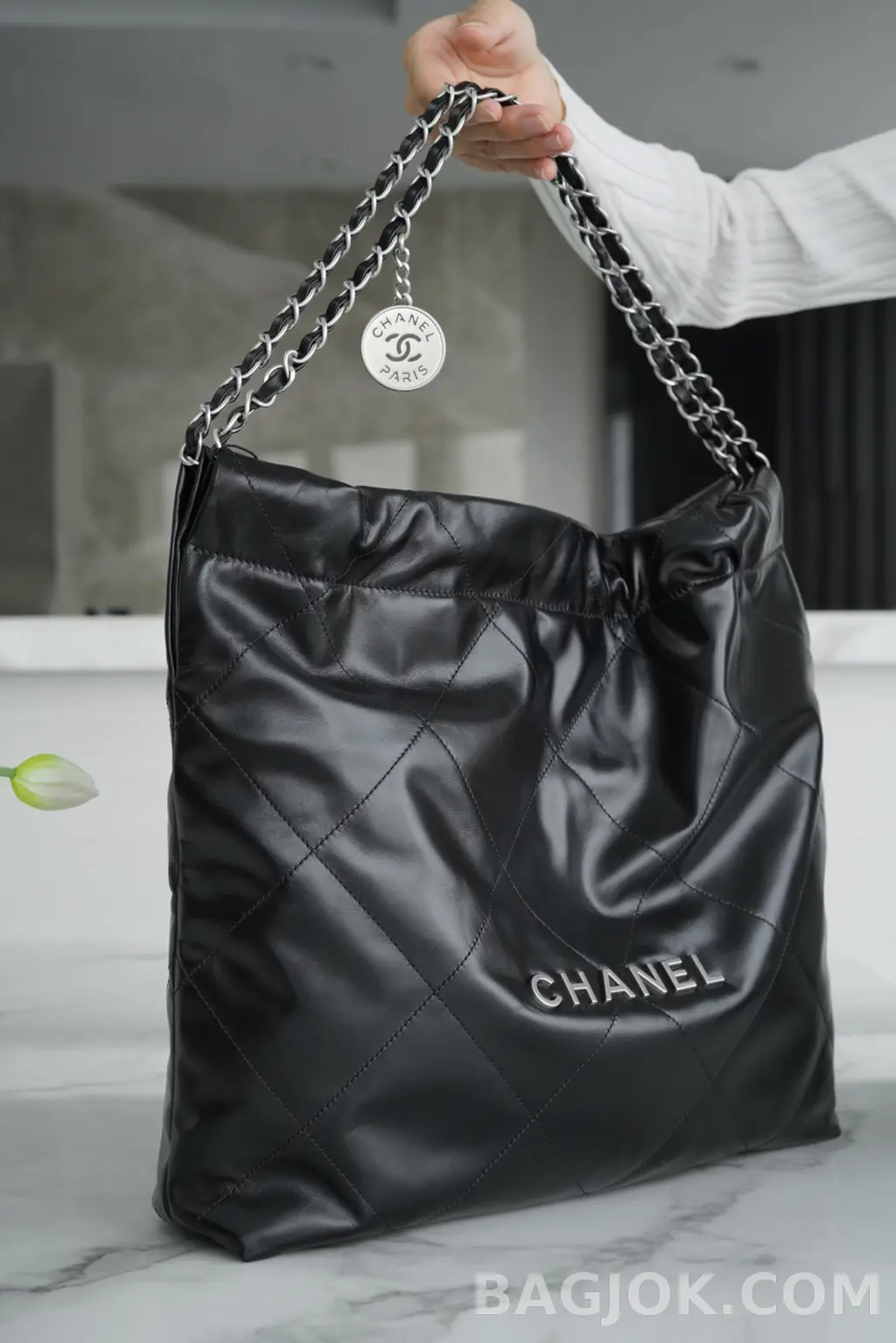 샤넬 Chanel 22백 캐비어 미디움 상세 이미지