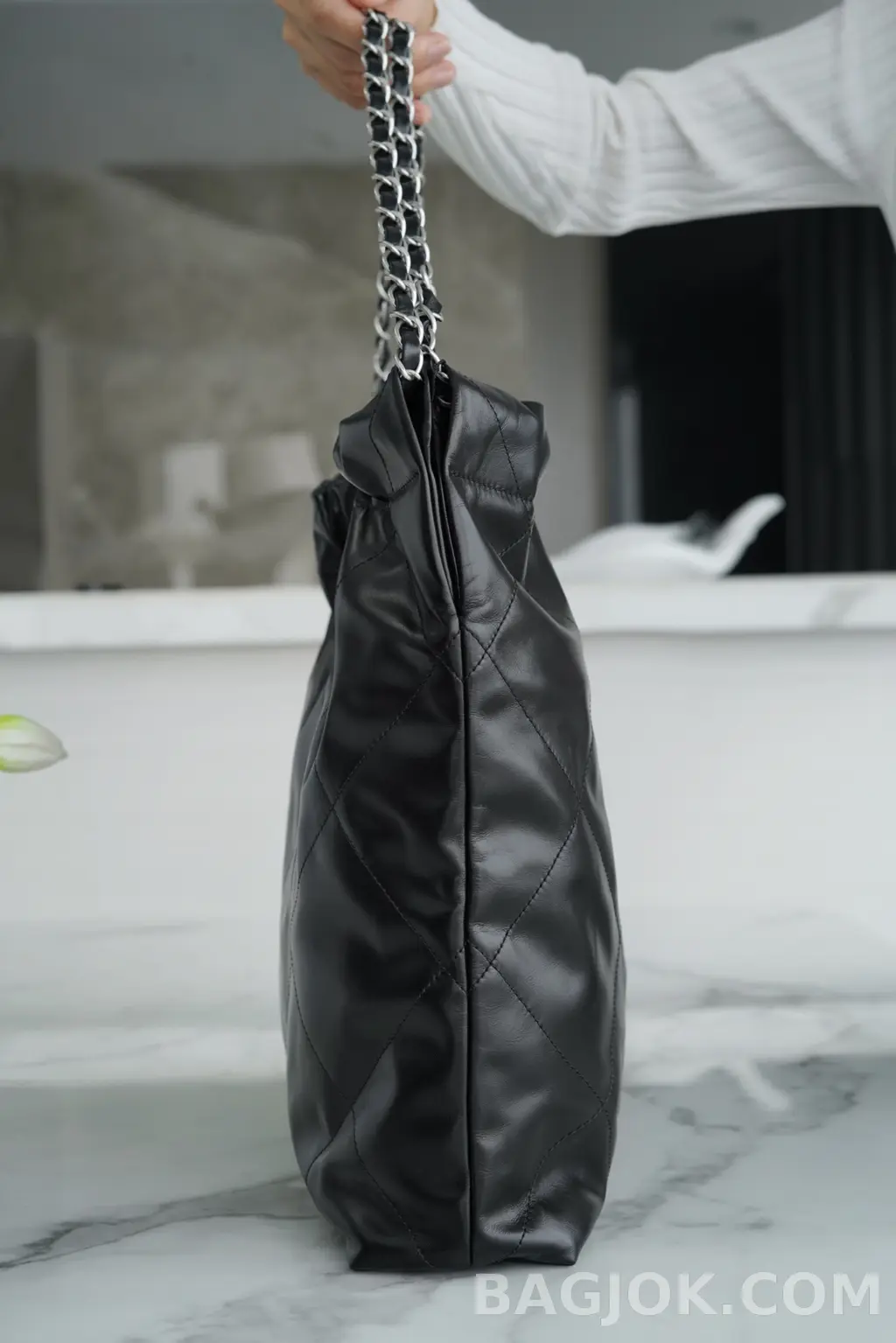 샤넬 Chanel 22백 캐비어 미디움 상세 이미지