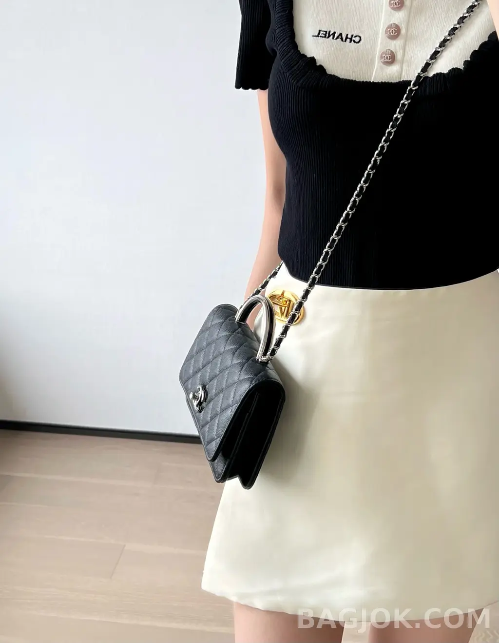 샤넬 Chanel 25P 탑핸들 WOC 상세 이미지