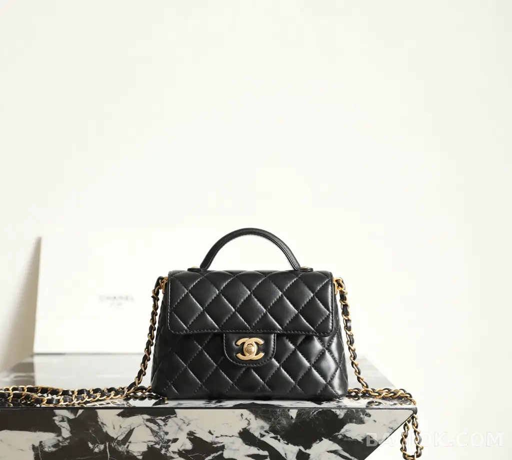 샤넬 Chanel 25P 탑핸들 골드 메탈 플랩백 스몰 상세 이미지