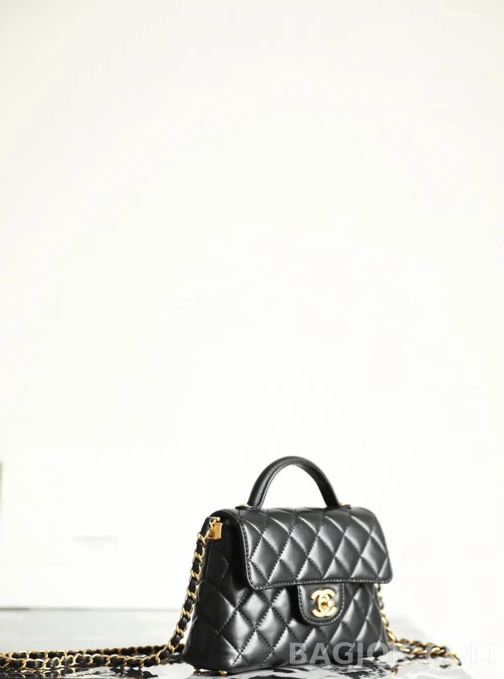 샤넬 Chanel 25P 탑핸들 골드 메탈 플랩백 스몰 상세 이미지