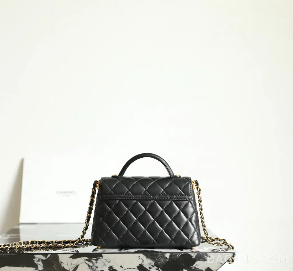 샤넬 Chanel 25P 탑핸들 골드 메탈 플랩백 스몰 상세 이미지
