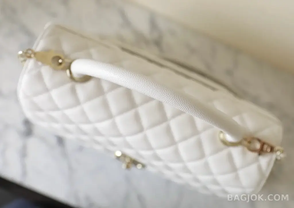 샤넬 Chanel 코코핸들 캐비어 미디움 오리지널 상세 이미지