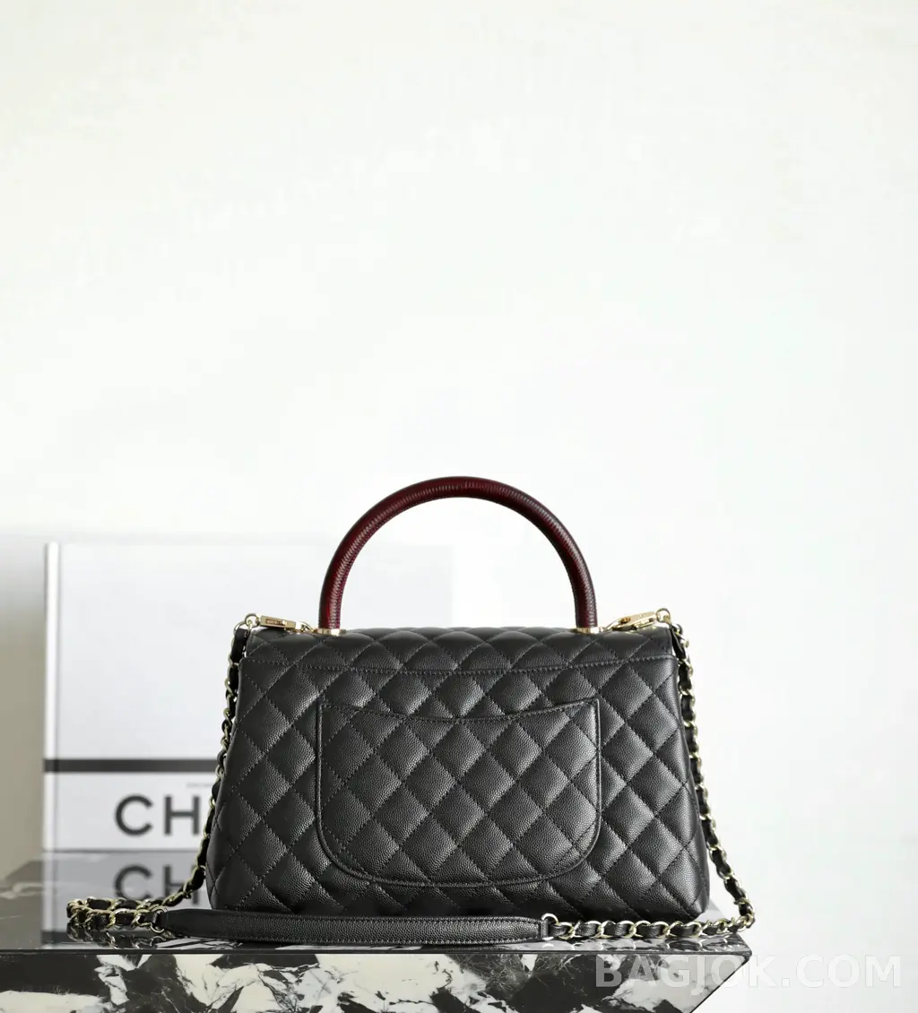 샤넬 Chanel 코코핸들 캐비어 미디움 리자드 상세 이미지