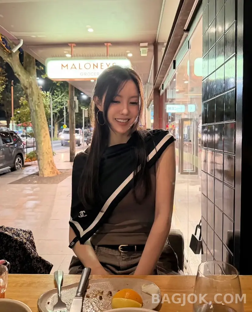 샤넬 샤넬 스퀘어 스카프 상세 이미지