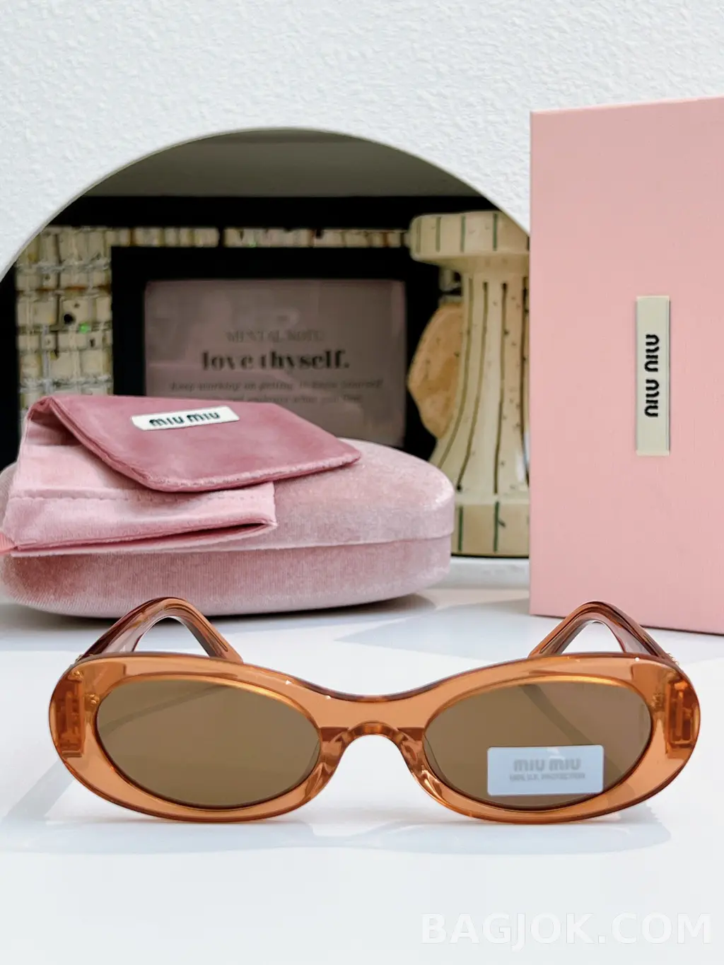 미우미우 MiuMiu SMU06ZS (Glimpse) Sunglasses 상세 이미지