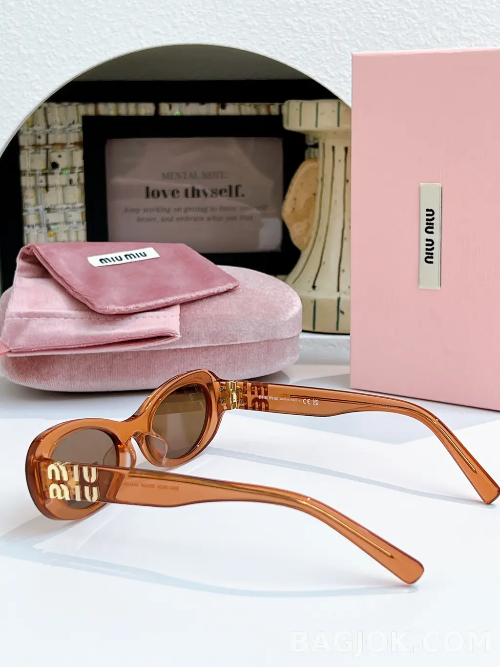미우미우 MiuMiu SMU06ZS (Glimpse) Sunglasses 상세 이미지