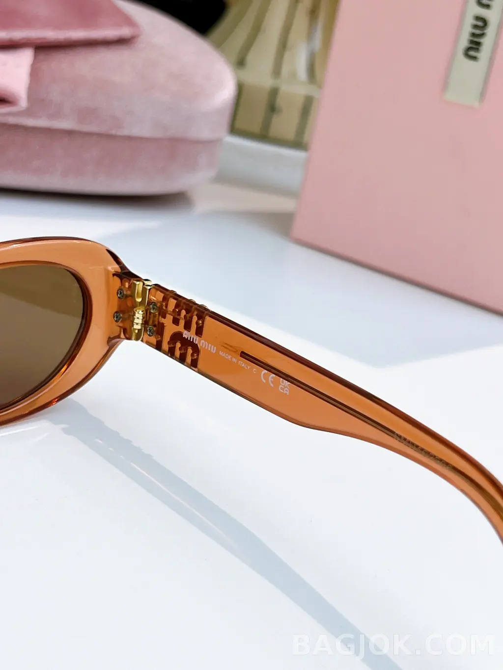 미우미우 MiuMiu SMU06ZS (Glimpse) Sunglasses 상세 이미지
