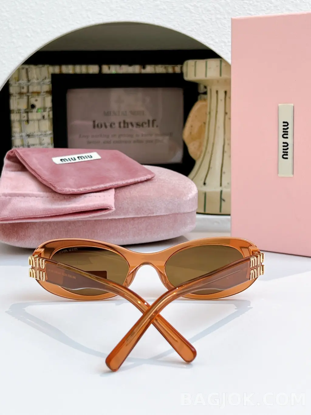 미우미우 MiuMiu SMU06ZS (Glimpse) Sunglasses 상세 이미지
