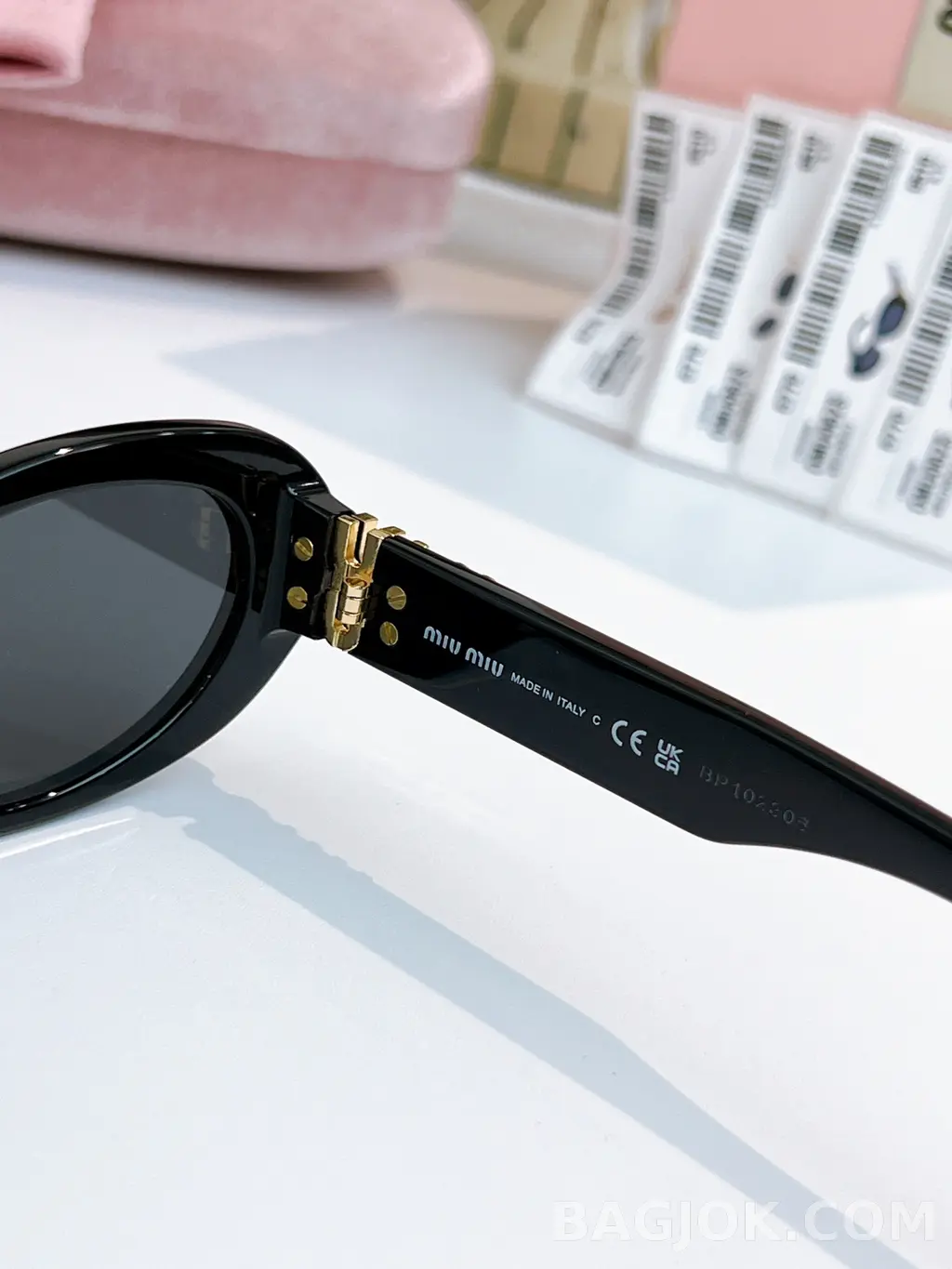 미우미우 MiuMiu SMU06ZS (Glimpse) Sunglasses 상세 이미지