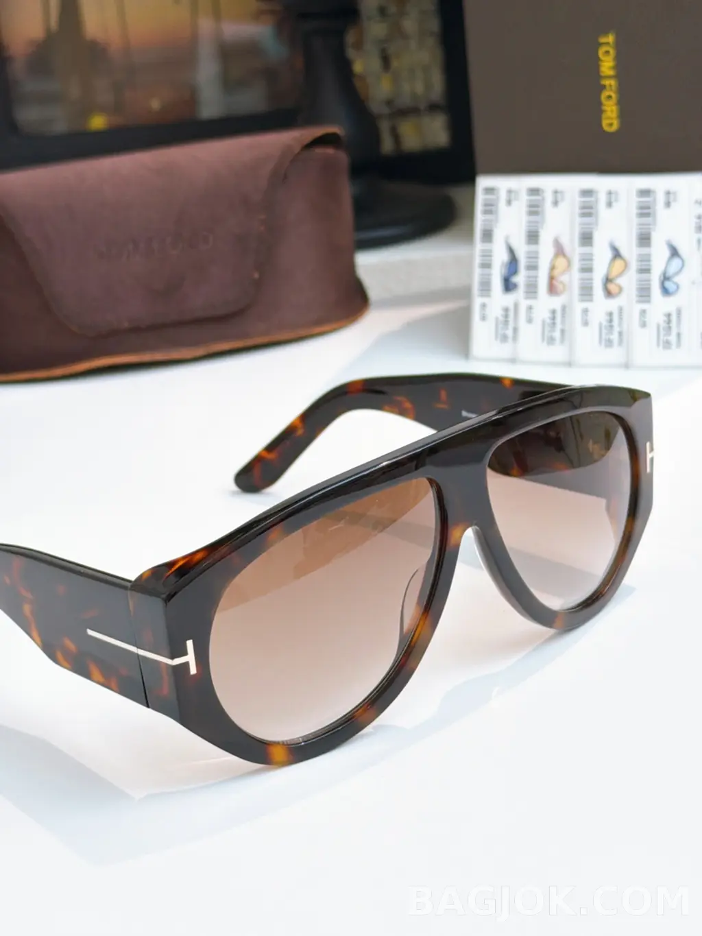 톰포드 Tom Ford Bronson TF1044 Sunglasses 상세 이미지
