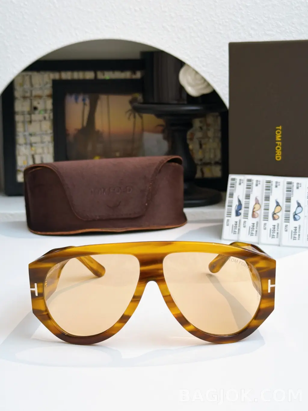 톰포드 Tom Ford Bronson TF1044 Sunglasses 상세 이미지