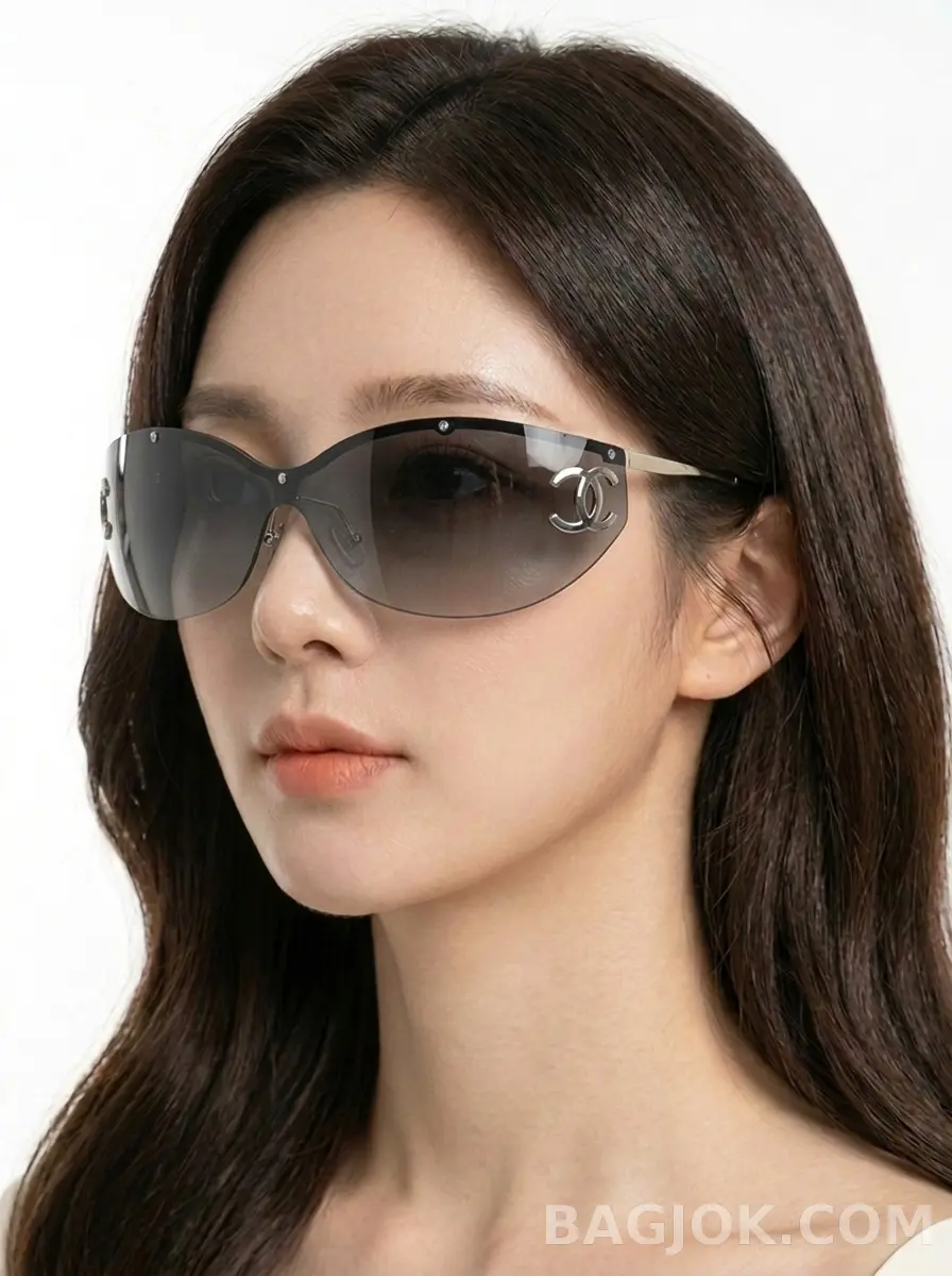 차콜 그레이