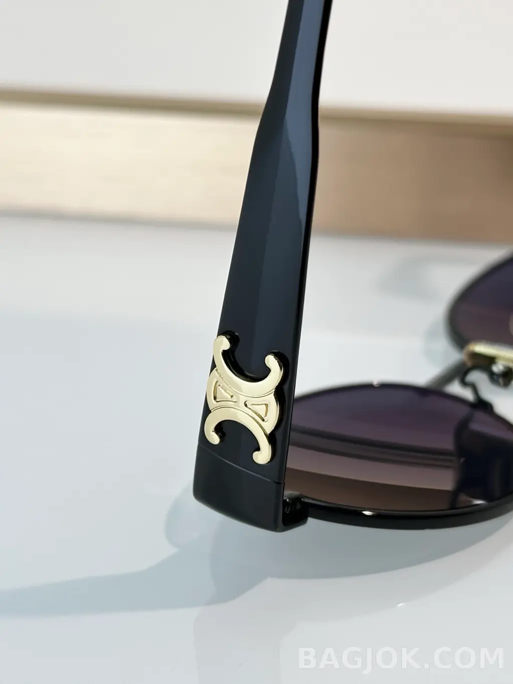 셀린느 Celine CL40235U 메탈 트리옹프 Sunglasses 상세 이미지