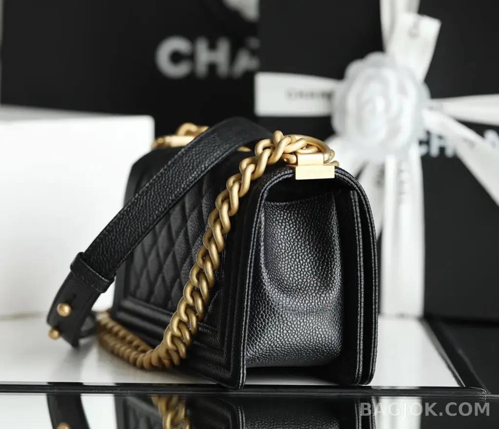 샤넬 Chanel 보이백 캐비어 스몰 상세 이미지