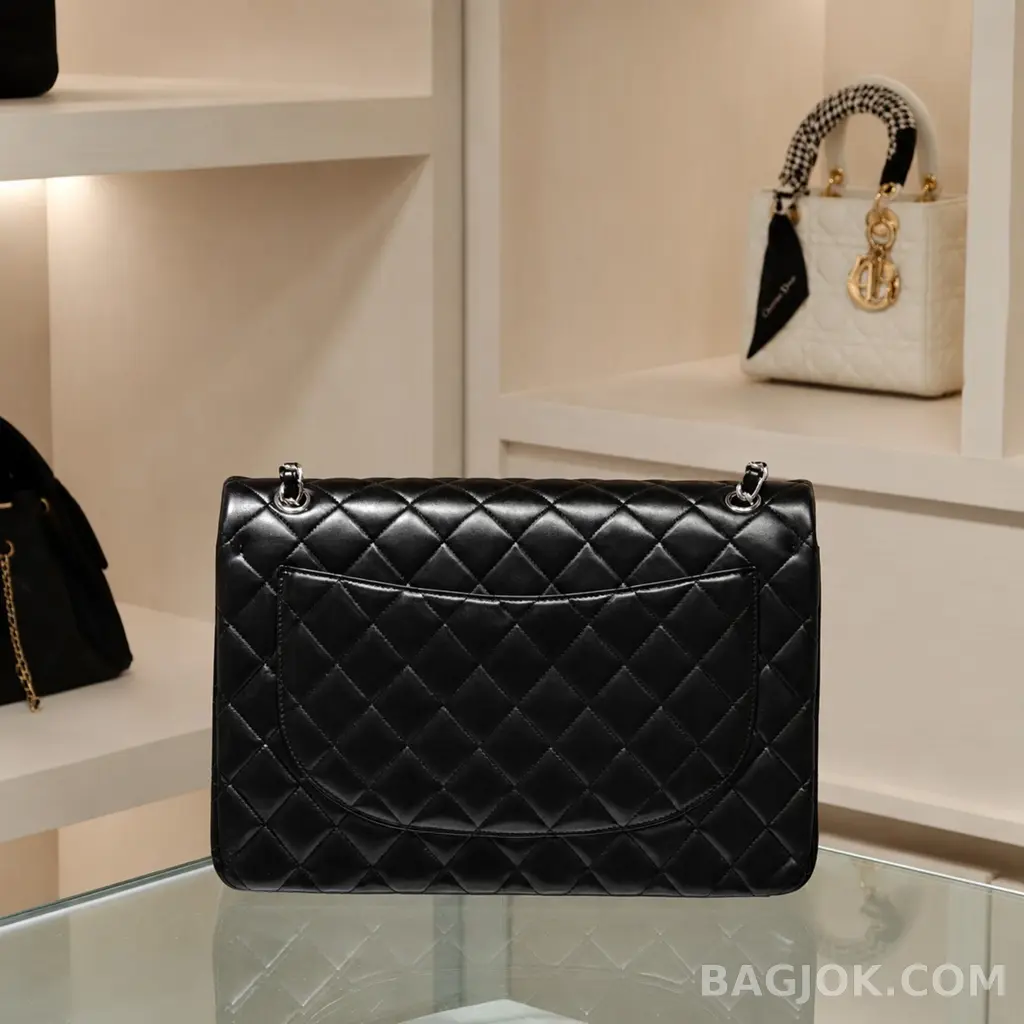 샤넬 Chanel 트래블 클래식 플랩백 맥시 램스킨 상세 이미지