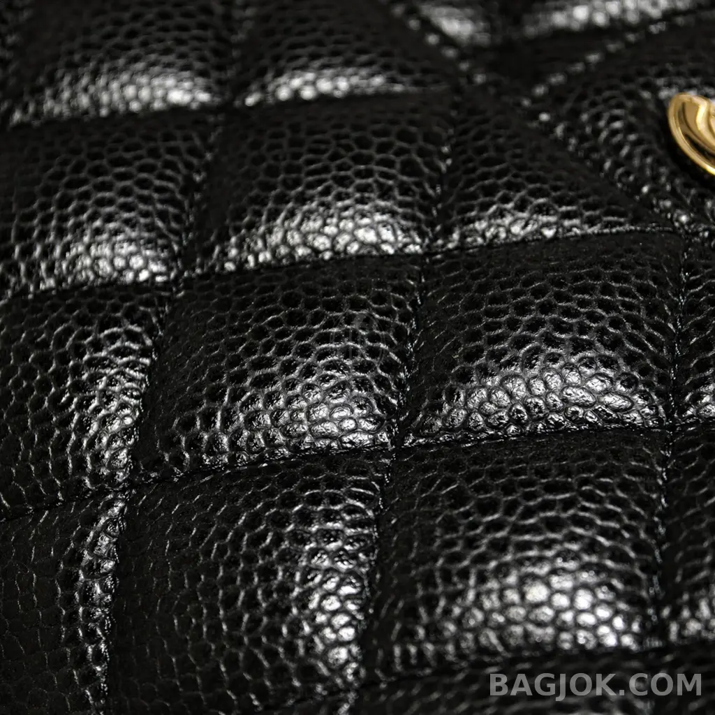 샤넬 Chanel 클래식 플랩백 스몰 캐비어 상세 이미지