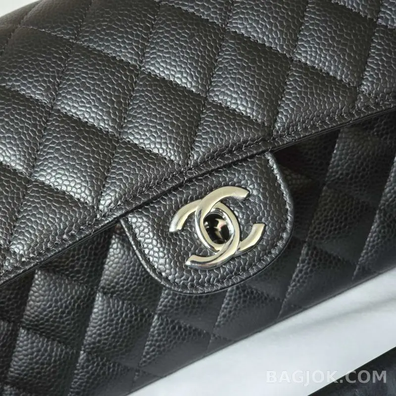 샤넬 Chanel 클래식 플랩백 스몰 캐비어 상세 이미지