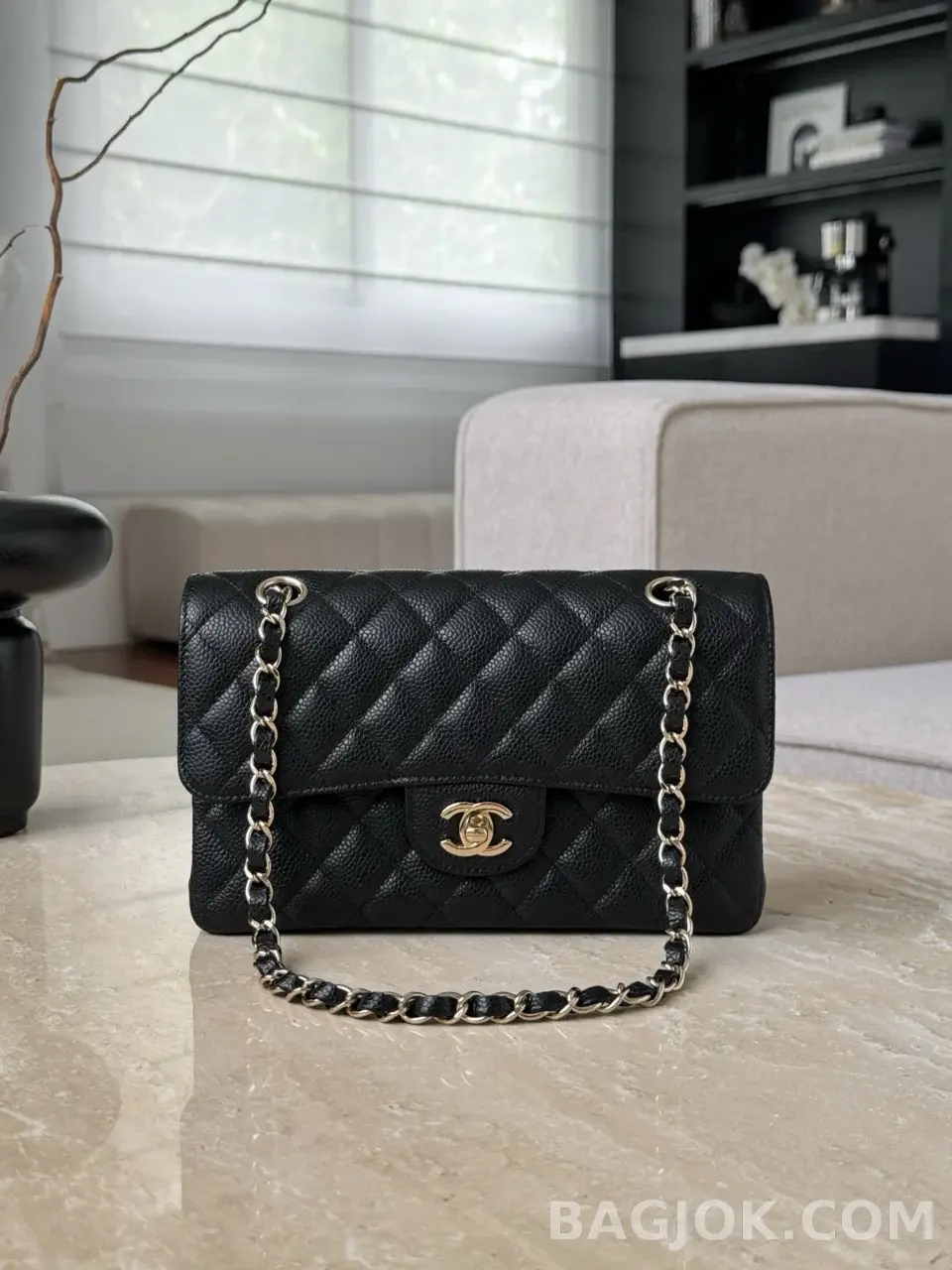 샤넬 Chanel 클래식 플랩백 스몰 캐비어 상세 이미지