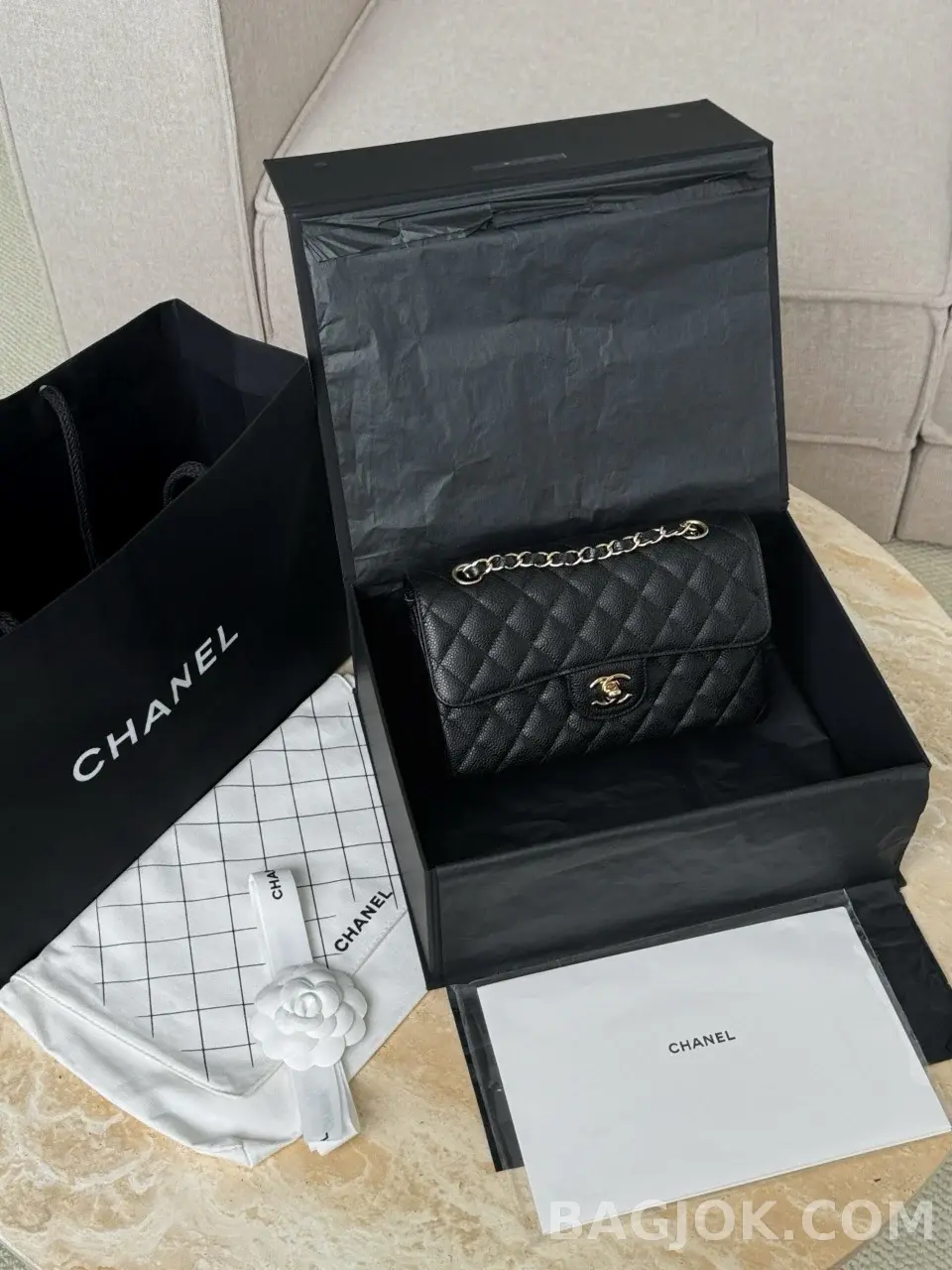 샤넬 Chanel 클래식 플랩백 스몰 캐비어 상세 이미지
