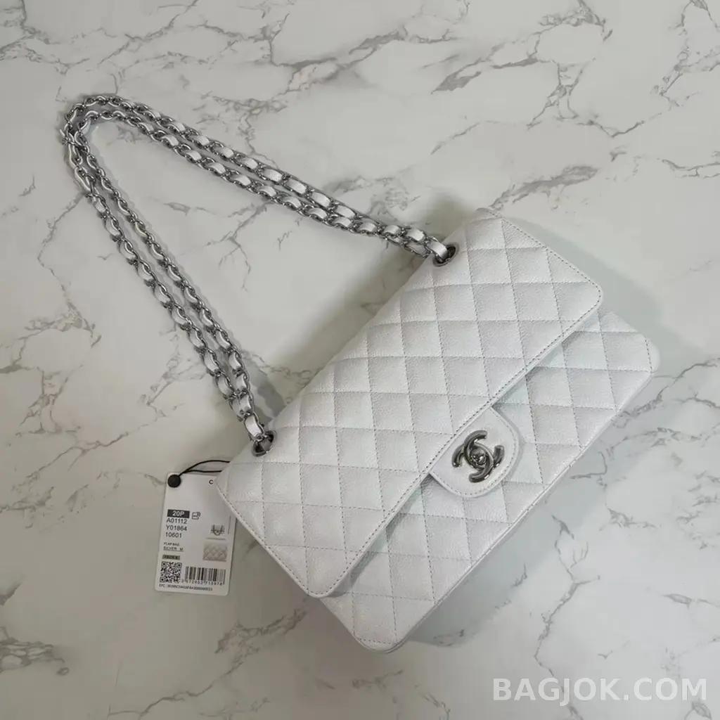 샤넬 Chanel 클래식 플랩백 스몰 캐비어 상세 이미지