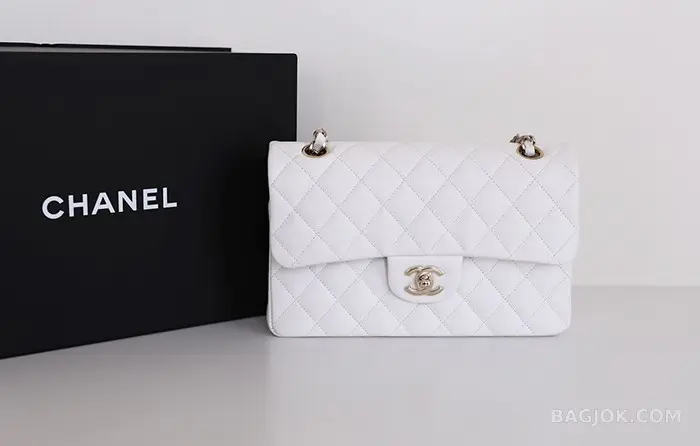 샤넬 Chanel 클래식 플랩백 스몰 캐비어 상세 이미지